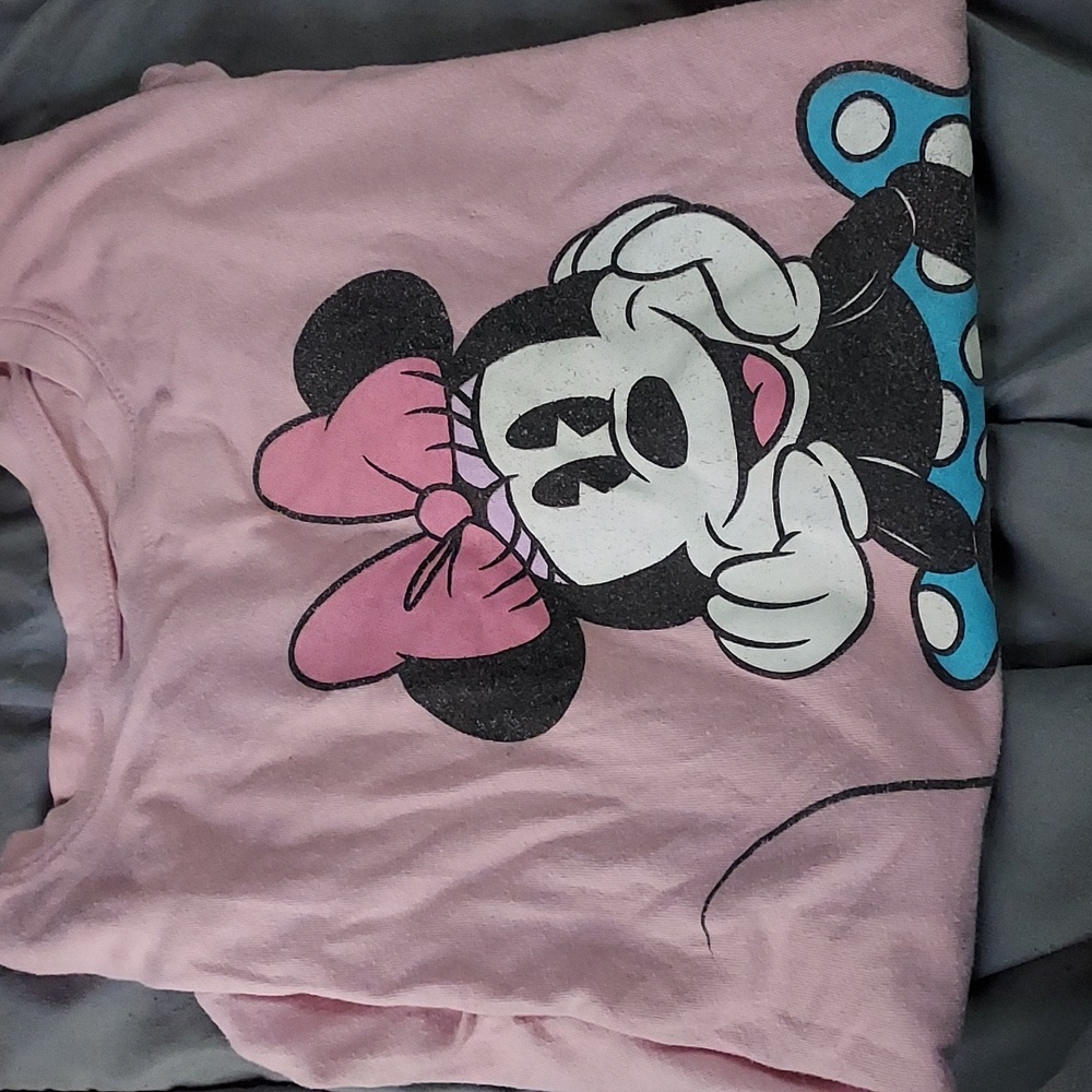 Mickey mouse top. Size 2XL